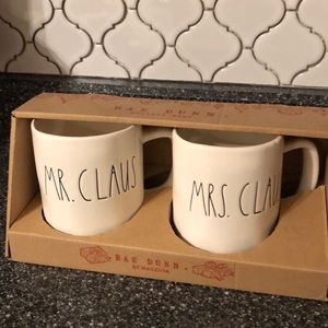 Rae Dunn MR. CLAUS 🎅🏻 MRS. CLAUS 🤶🏻